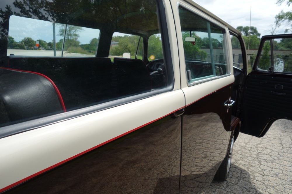 Used 1977 Volkswagen Bus -CRUISE N STYLE - SEE VIDEO | Mundelein, IL
