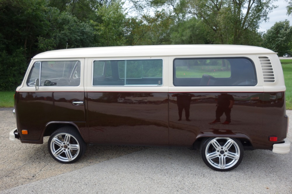 Used 1977 Volkswagen Bus -CRUISE N STYLE - SEE VIDEO | Mundelein, IL