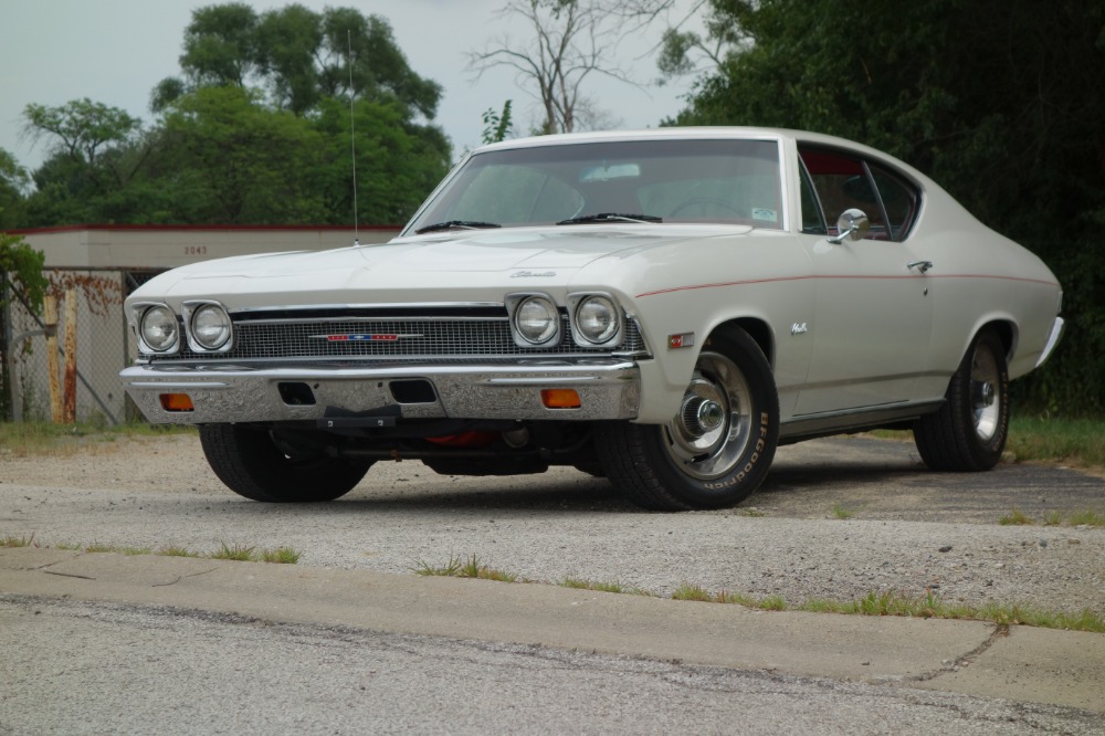 Used 1968 Chevrolet Chevelle -DELUXE 300-LUXURY GENTLEMANS CHEVELLE-RESTORED-OVERDRIVE/AC- SEE VIDEO | Mundelein, IL