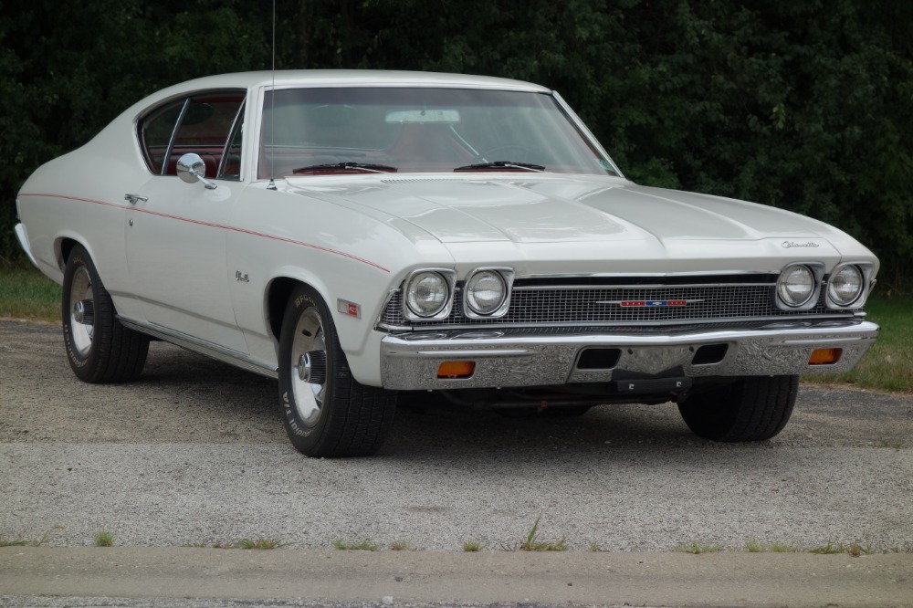 Used 1968 Chevrolet Chevelle -DELUXE 300-LUXURY GENTLEMANS CHEVELLE-RESTORED-OVERDRIVE/AC- SEE VIDEO | Mundelein, IL