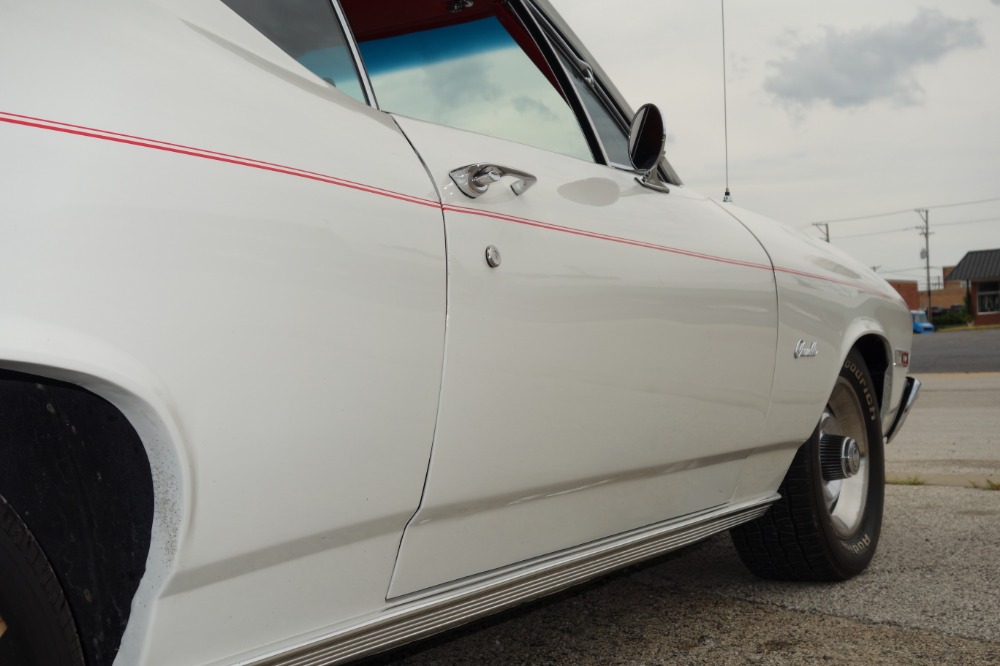 Used 1968 Chevrolet Chevelle -DELUXE 300-LUXURY GENTLEMANS CHEVELLE-RESTORED-OVERDRIVE/AC- SEE VIDEO | Mundelein, IL