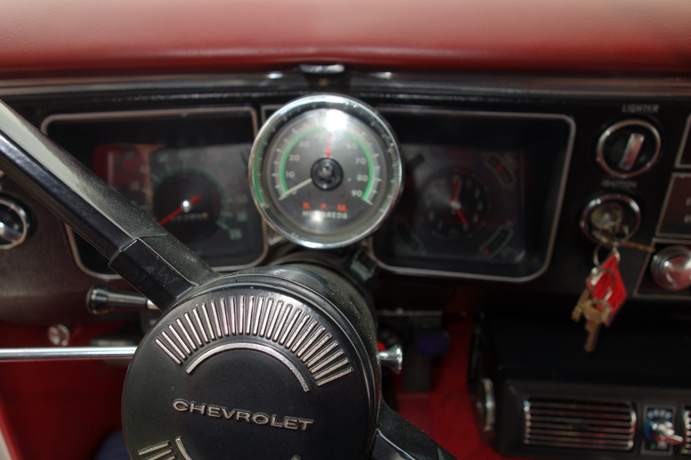 Used 1968 Chevrolet Chevelle -DELUXE 300-LUXURY GENTLEMANS CHEVELLE-RESTORED-OVERDRIVE/AC- SEE VIDEO | Mundelein, IL