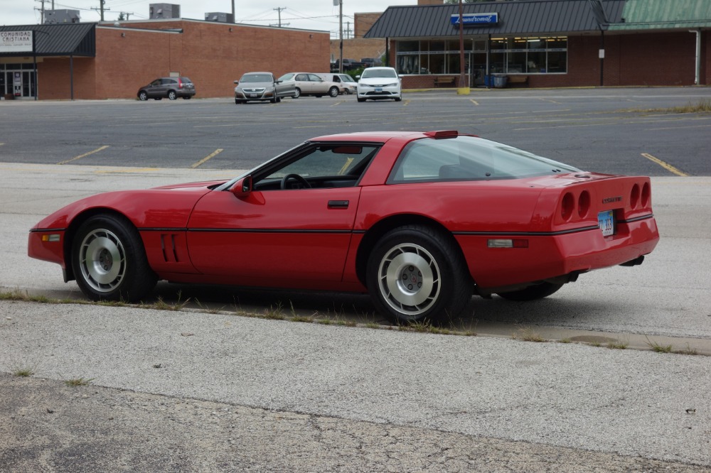 Used 1987 Chevrolet Corvette - 350/4SPEED- DOUBLE RED VETTE - SEE VIDEO | Mundelein, IL