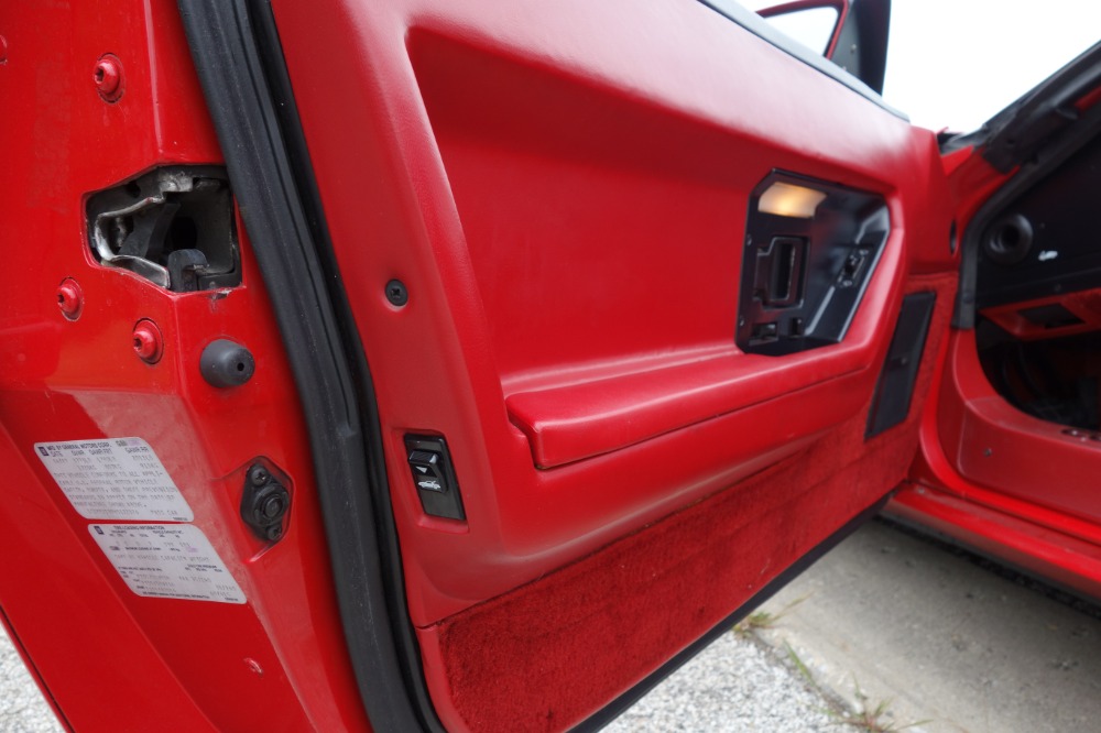 Used 1987 Chevrolet Corvette - 350/4SPEED- DOUBLE RED VETTE - SEE VIDEO | Mundelein, IL