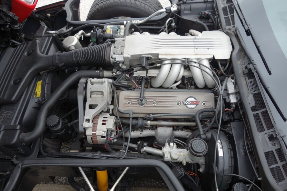 Used 1987 Chevrolet Corvette - 350/4SPEED- DOUBLE RED VETTE - SEE VIDEO | Mundelein, IL