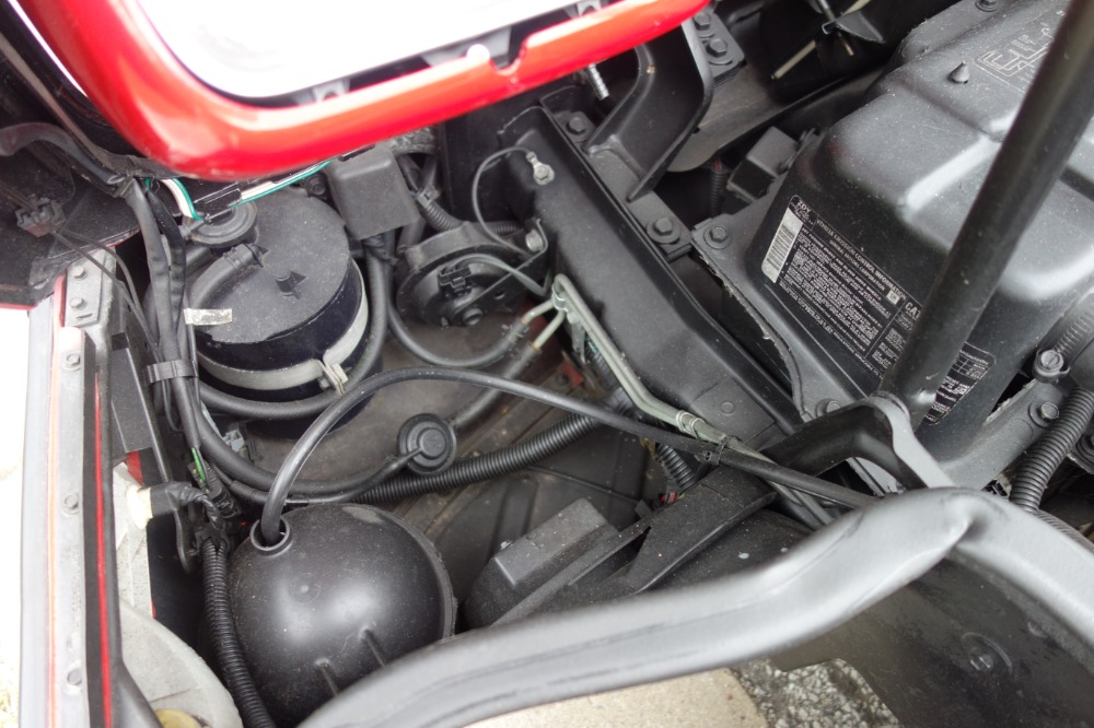 Used 1987 Chevrolet Corvette - 350/4SPEED- DOUBLE RED VETTE - SEE VIDEO | Mundelein, IL