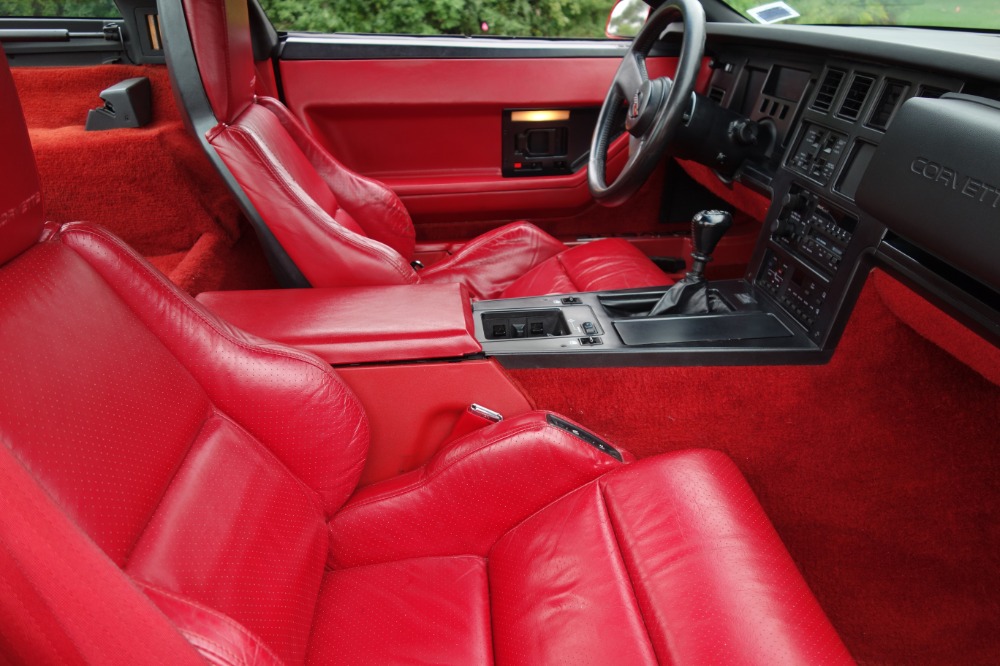 Used 1987 Chevrolet Corvette - 350/4SPEED- DOUBLE RED VETTE - SEE VIDEO | Mundelein, IL