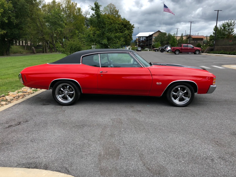 Used 1971 Chevrolet Chevelle -SS454/ 4 WHEEL DISC/12 BOLT/PS-NEW PAINT-RELIABLE MUSCLE CAR- SEE VIDEO | Mundelein, IL