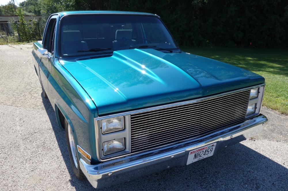 Used 1987 Chevrolet Pickup -C-10 - DARK TEAL PICKUP -RIDE TECH SUSPENSION- FUEL INJECTED- SEE VIDEO | Mundelein, IL