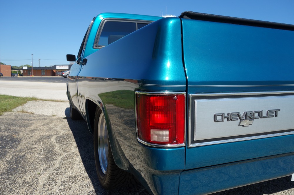 Used 1987 Chevrolet Pickup -C-10 - DARK TEAL PICKUP -RIDE TECH SUSPENSION- FUEL INJECTED- SEE VIDEO | Mundelein, IL
