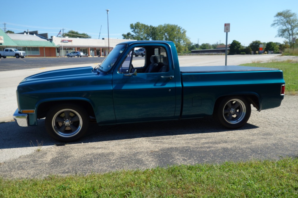 Used 1987 Chevrolet Pickup -C-10 - DARK TEAL PICKUP -RIDE TECH SUSPENSION- FUEL INJECTED- SEE VIDEO | Mundelein, IL