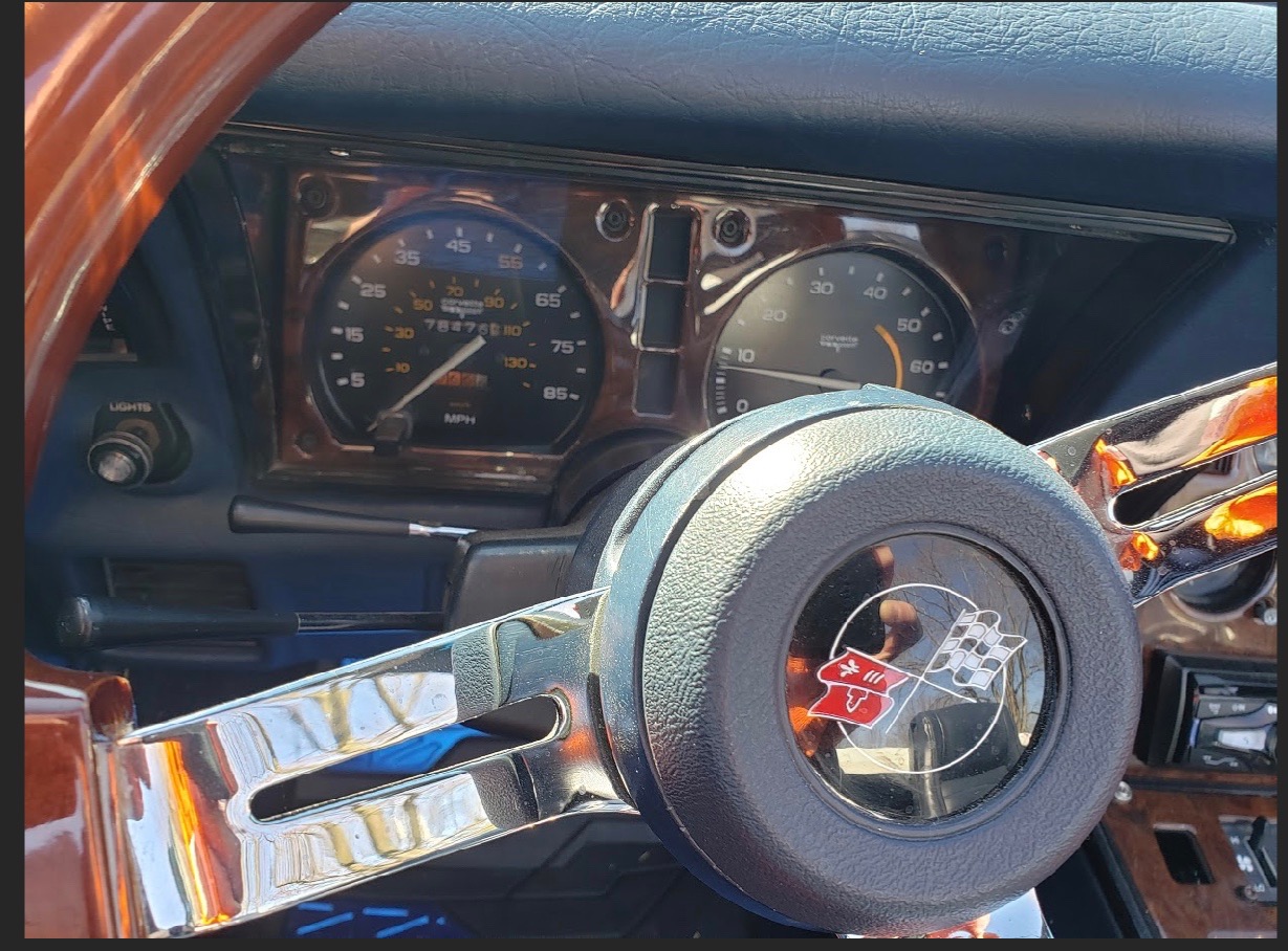 Used 1975 Chevrolet Corvette -WHITE ON WHITE CONVERTIBLE SUMMER FUN- SEE VIDEO | Mundelein, IL