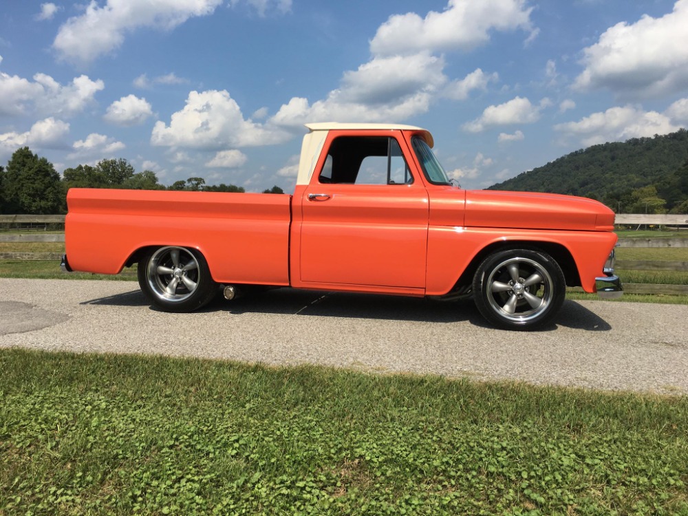 Used 1966 GMC Pickup - SHORTBED - FRAME OFF BUILD- SEE VIDEO | Mundelein, IL