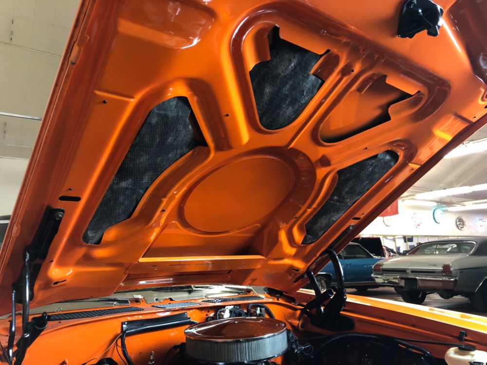 Used 1971 Chevrolet Chevelle -RESTORED 2015-HUGGER ORANGE-PRO TOUR LOOK-REAL NICE PAINT- SEE VIDEO | Mundelein, IL