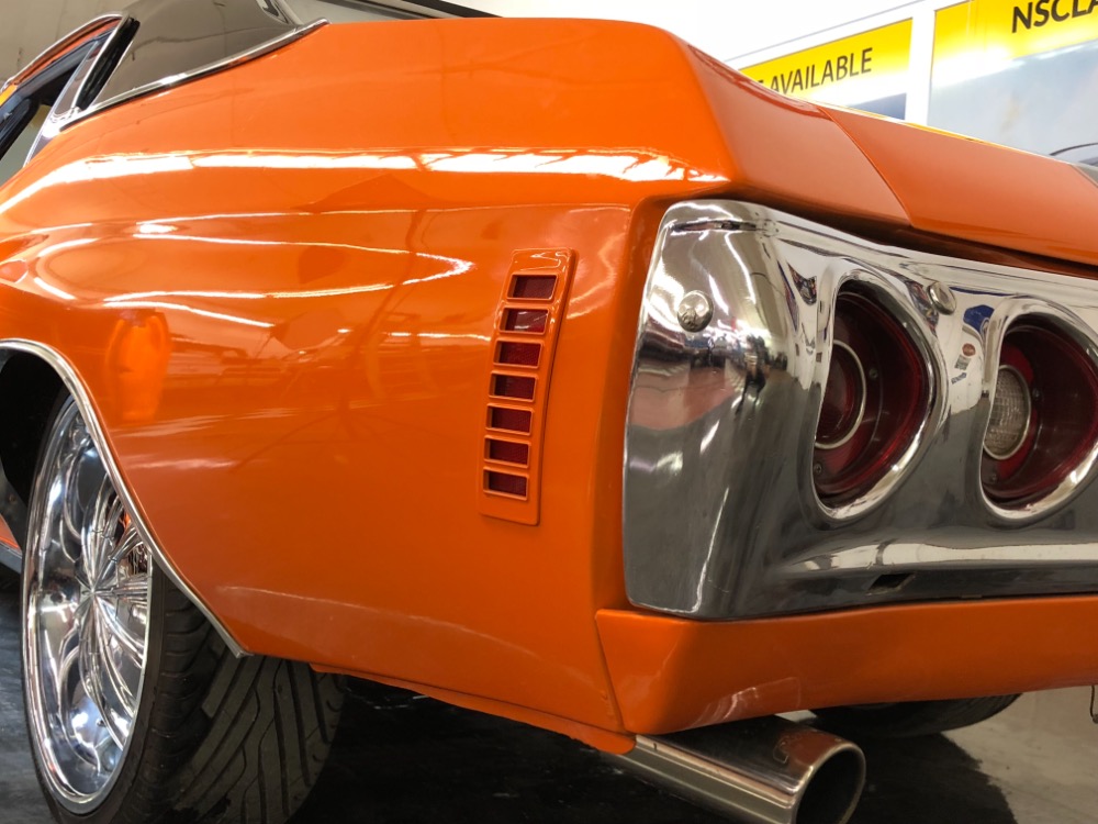 Used 1971 Chevrolet Chevelle -RESTORED 2015-HUGGER ORANGE-PRO TOUR LOOK-REAL NICE PAINT- SEE VIDEO | Mundelein, IL