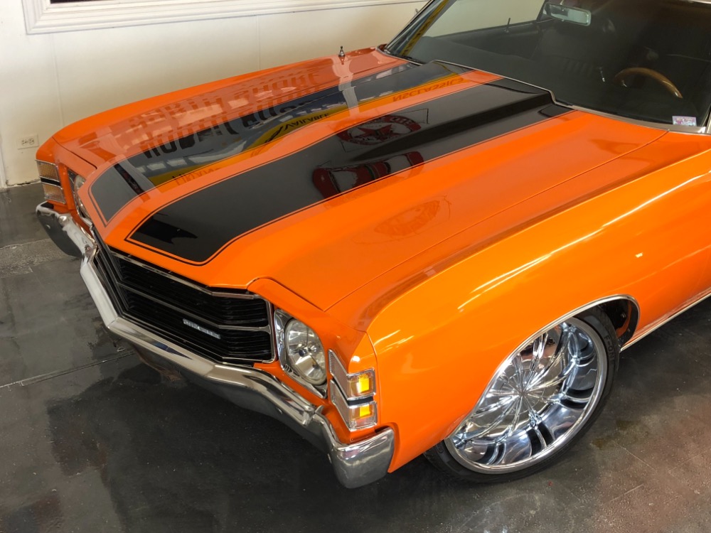 Used 1971 Chevrolet Chevelle -RESTORED 2015-HUGGER ORANGE-PRO TOUR LOOK-REAL NICE PAINT- SEE VIDEO | Mundelein, IL