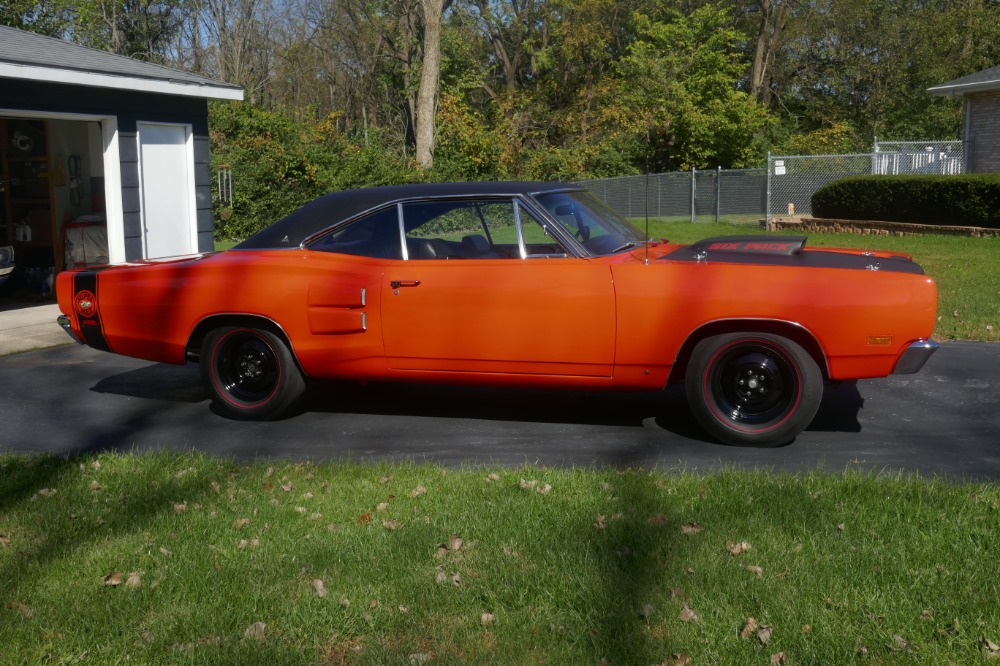 Used 1969 Dodge Super Bee -A12 - HEMI ORANGE MOPAR - M CODE- 440 6 PACK - SEE VIDEO | Mundelein, IL