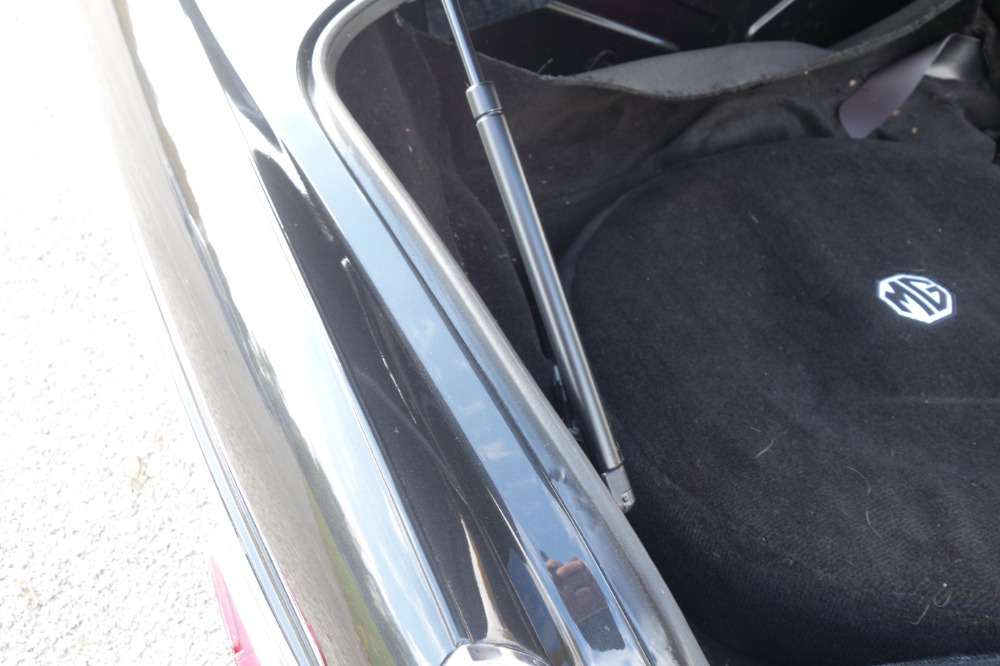 Used 1980 MG MGB -PRICE DROP -LIMITED-  DARK CHARCOAL CONVERTIBLE - SEE VIDEO | Mundelein, IL