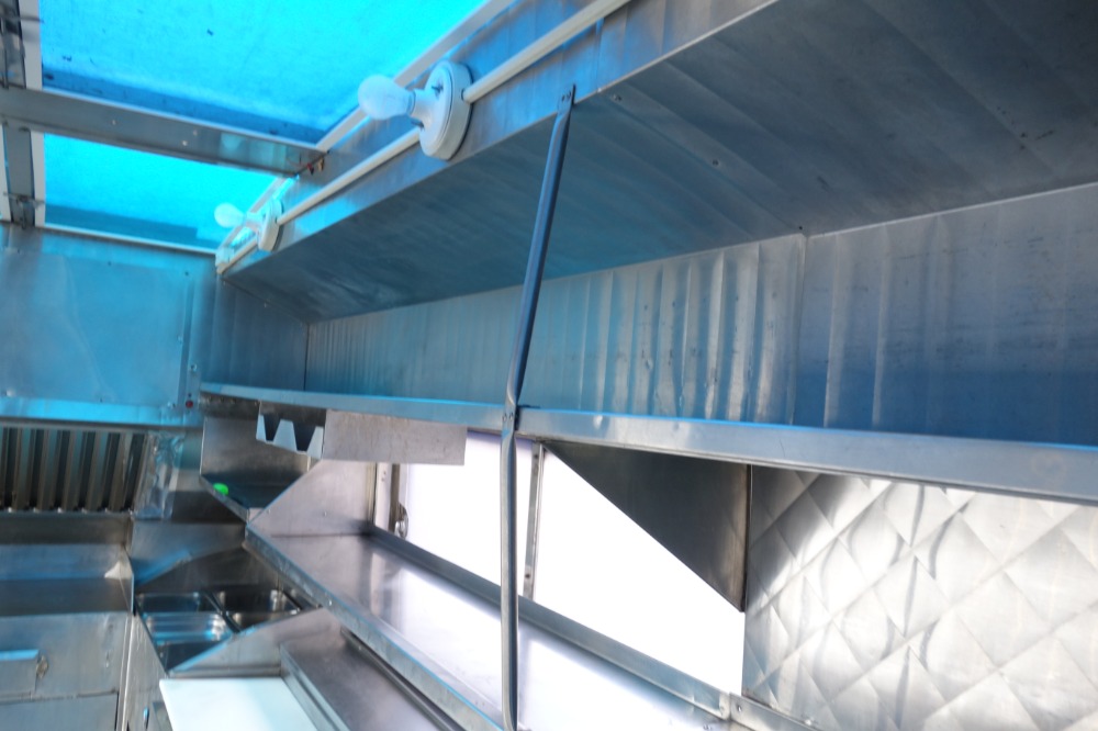 Used 1987 Chevy Food Truck Grumman Olsen Kurbmaster - SEE VIDEO | Mundelein, IL