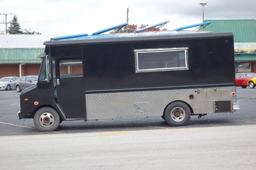 Used 1987 Chevy Food Truck Grumman Olsen Kurbmaster - SEE VIDEO | Mundelein, IL