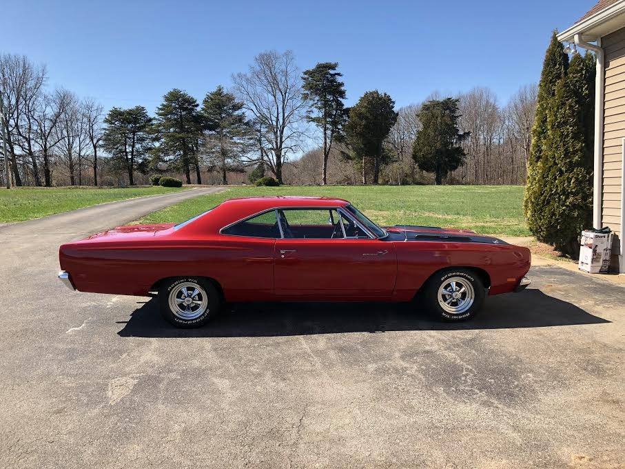 Used 1969 Plymouth Road Runner - 440 - 4 Speed | Mundelein, IL
