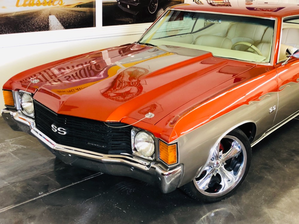 Used 1972 Chevrolet Chevelle -PRO TOURING- 396- 4 WHEEL DISC- CUSTOM PAINT - SEE VIDEO | Mundelein, IL