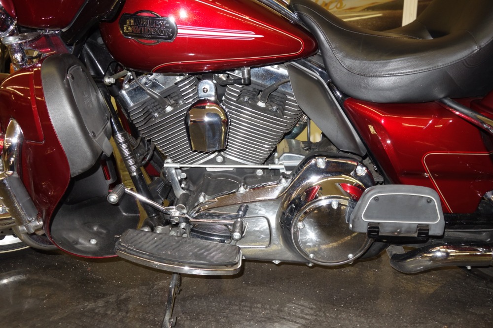 Used 2009 HARLEY DAVIDSON FLHTCU ULTRA CLASSIC-PRICE DROP-SPRING FUN-BUY NOW | Mundelein, IL