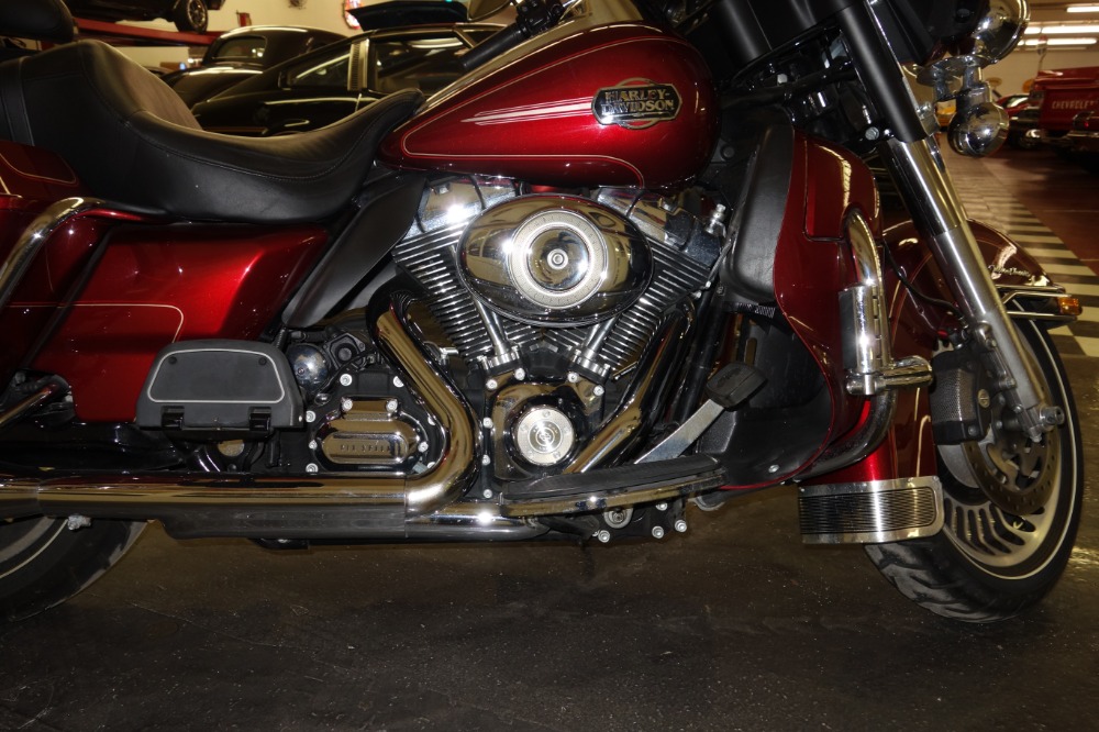 Used 2009 HARLEY DAVIDSON FLHTCU ULTRA CLASSIC-PRICE DROP-SPRING FUN-BUY NOW | Mundelein, IL