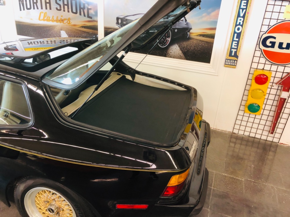 Used 1986 Porsche 944 -RESTORED BBS PS PW PB AC RECIEPTS-VIDEO | Mundelein, IL