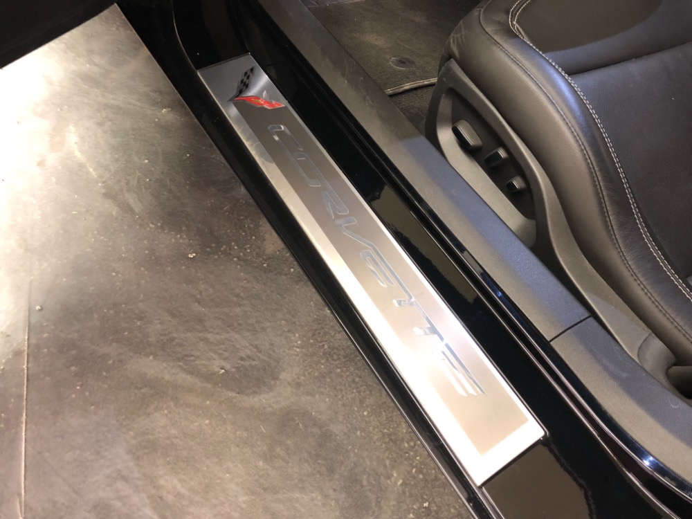 Used 2015 Chevrolet Corvette -Z51 STINGRAY-2LT-1 OWNER-NO HAGGLE PRICE-BELOW MARKET VALUE- | Mundelein, IL