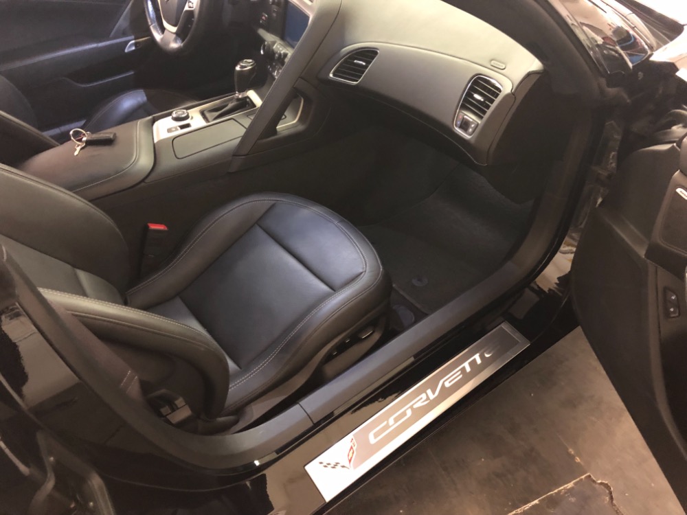 Used 2015 Chevrolet Corvette -Z51 STINGRAY-2LT-1 OWNER-NO HAGGLE PRICE-BELOW MARKET VALUE- | Mundelein, IL