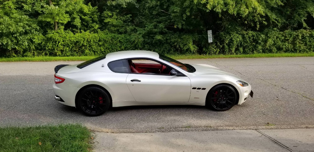 Used 2009 Maserati Gran Turismo -RARE BIANCO FUJI/FOX RED INTERIOR/10 EVER BUILT-TUBI ITALIAN EXHAUST- | Mundelein, IL