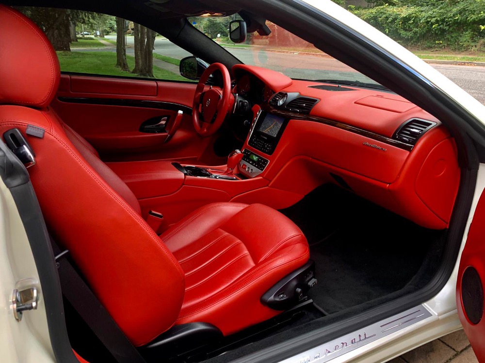 Used 2009 Maserati Gran Turismo -RARE BIANCO FUJI/FOX RED INTERIOR/10 EVER BUILT-TUBI ITALIAN EXHAUST- | Mundelein, IL