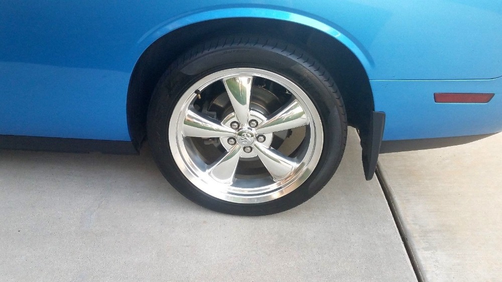 Used 2010 Dodge Challenger -SUNROOF-R/T STRIPE -5.7 HEMI-3 OWNER CAR FROM CA- | Mundelein, IL