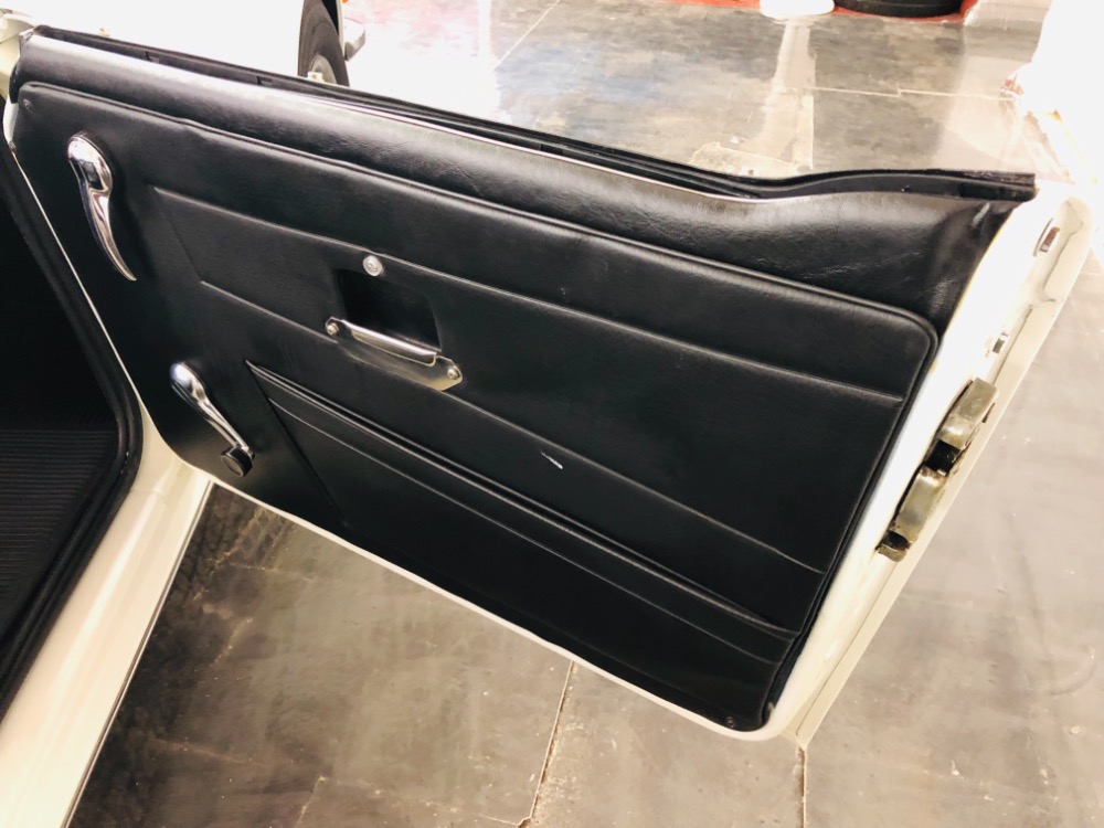 Used 1975 Triumph TR6 -RESTORED CLASSIC CONVERTIBLE-DOCUMENTED-BRITISH SENSATION- | Mundelein, IL