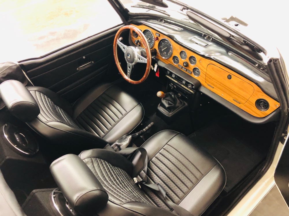 Used 1975 Triumph TR6 -RESTORED CLASSIC CONVERTIBLE-DOCUMENTED-BRITISH SENSATION- | Mundelein, IL