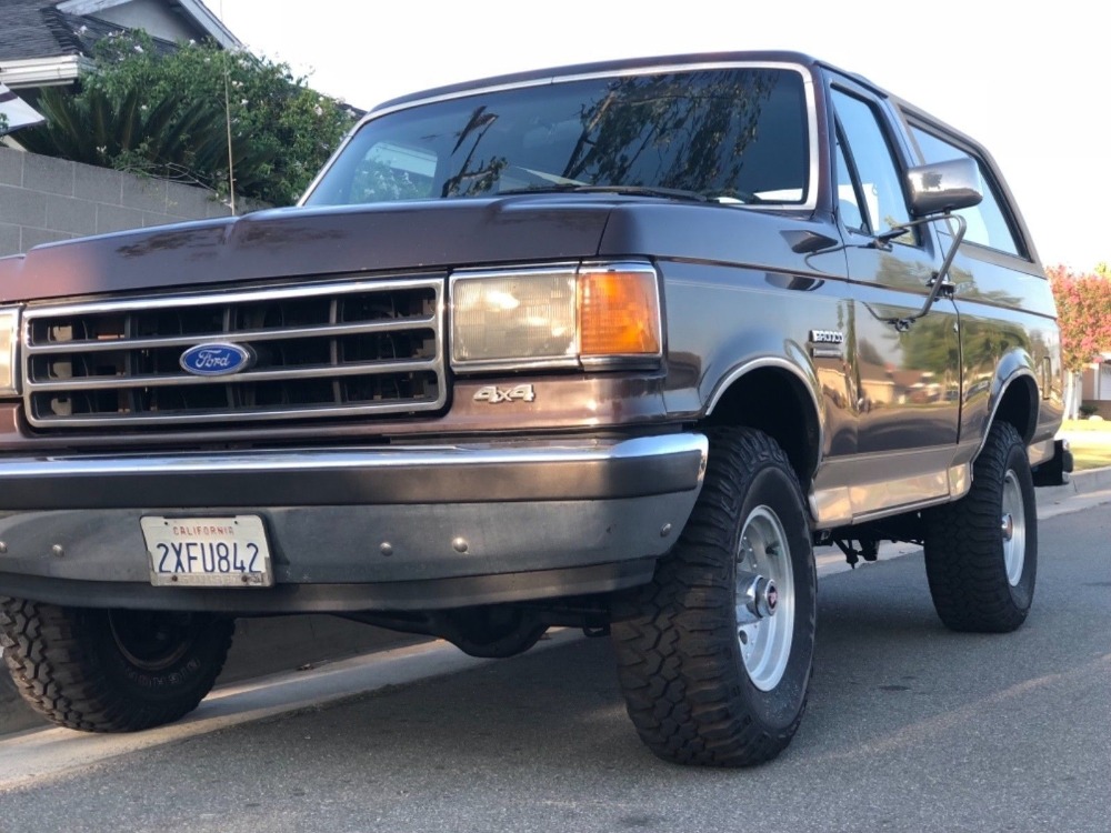 Used 1991 Ford Bronco -EDDIE BAUER-ORIGINAL PAINT/MILES-4X4-FRAME OFF-CALIFORNIA TRUCK- | Mundelein, IL