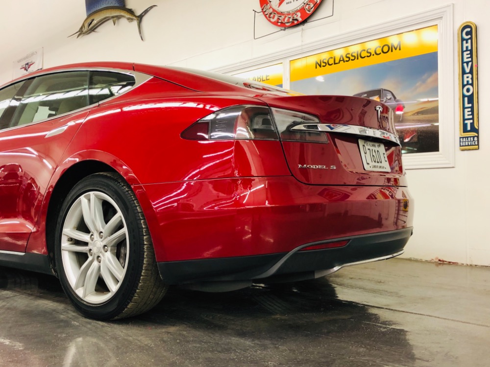 Used 2013 Tesla Model S85 -Series 85-NO HAGGLE BUY IT NOW PRICE-GET 90MPG-LOADED-CLEAN AUTO CHECK- | Mundelein, IL