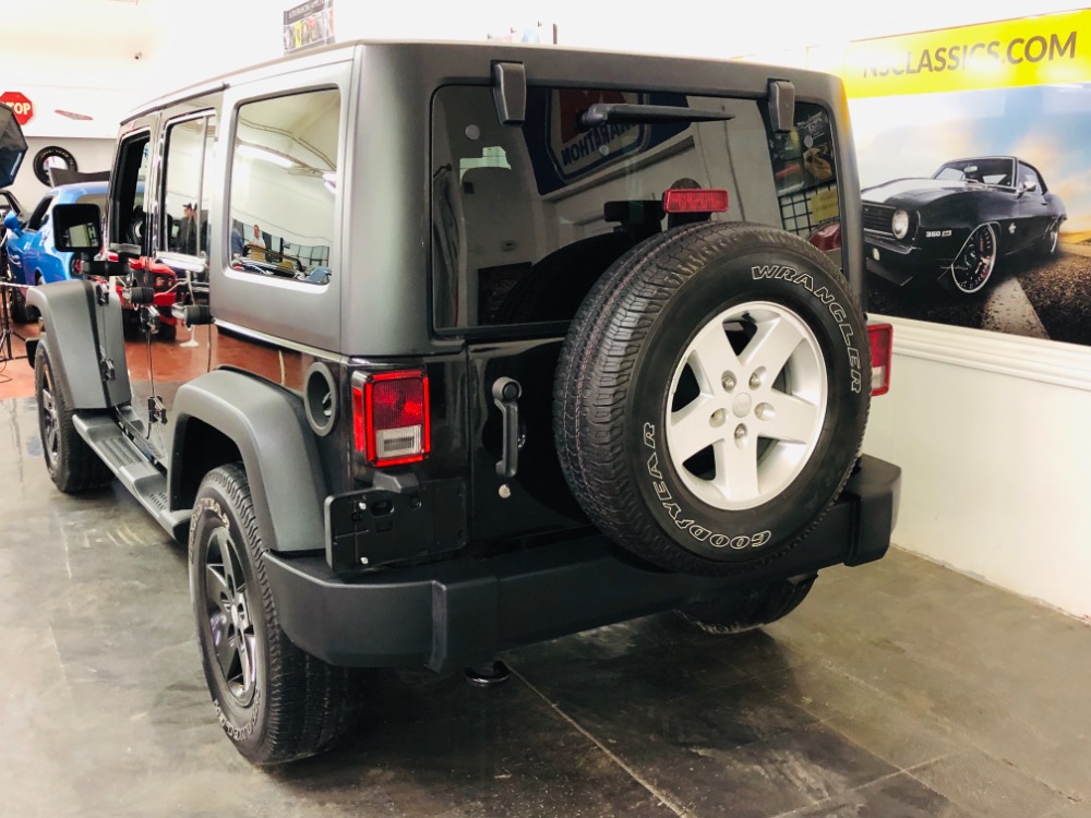 Used 2014 Jeep Wrangler -NO HAGGLE PRICE-BUY IT NOW-4X4- | Mundelein, IL