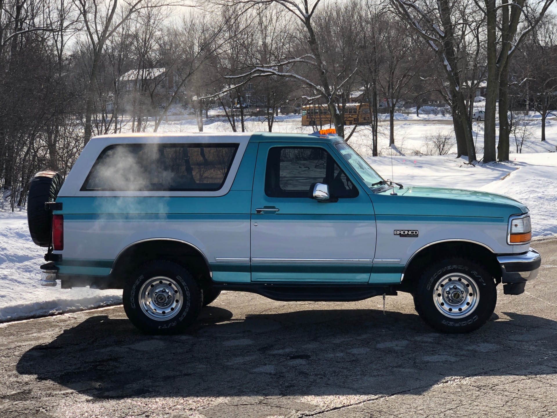 Used 1995 Ford Bronco -XLT SPORT-4x4-ARIZONA RUST FREE-ORIGINAL PAINT-VIDEO | Mundelein, IL