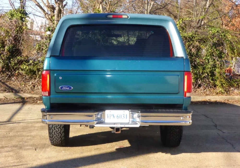 Used 1996 Ford Bronco -XL-4x4-LIFTED-ARIZONA TRUCK-WE FINANCE- | Mundelein, IL