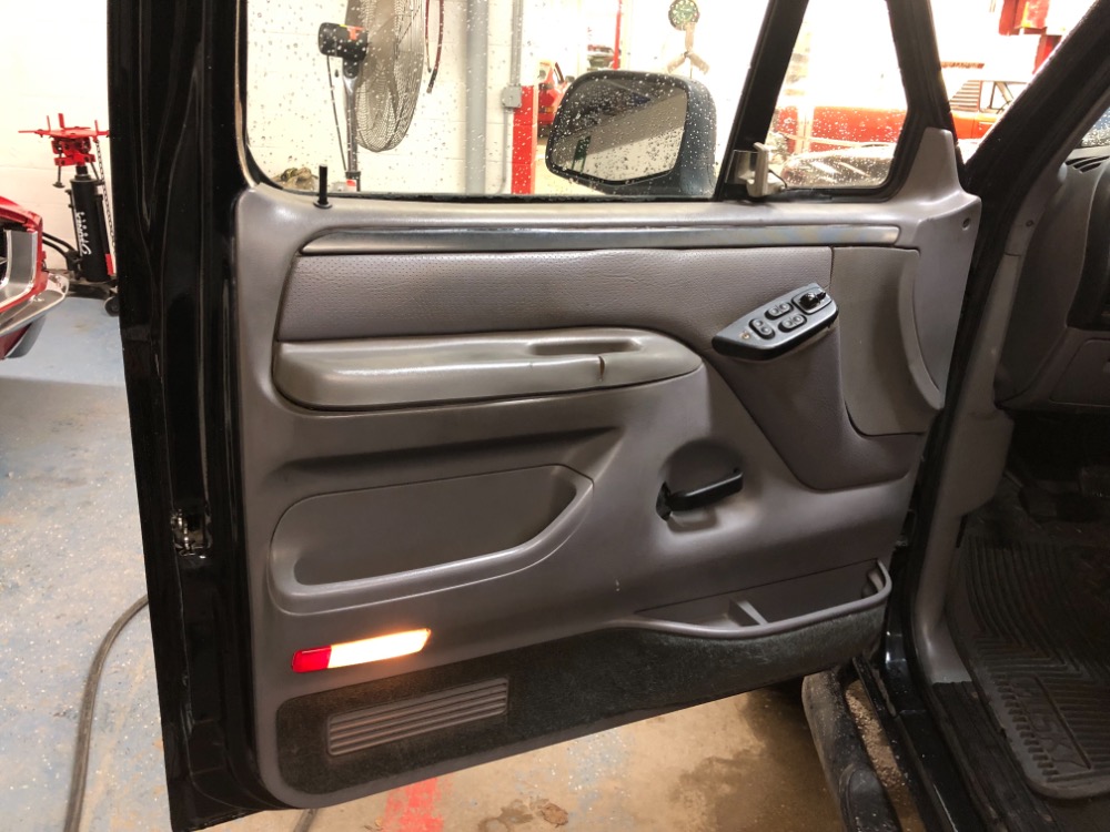 Used 1995 Ford Bronco -XL-FROM TEXAS-4x4-NEW PARTS- | Mundelein, IL