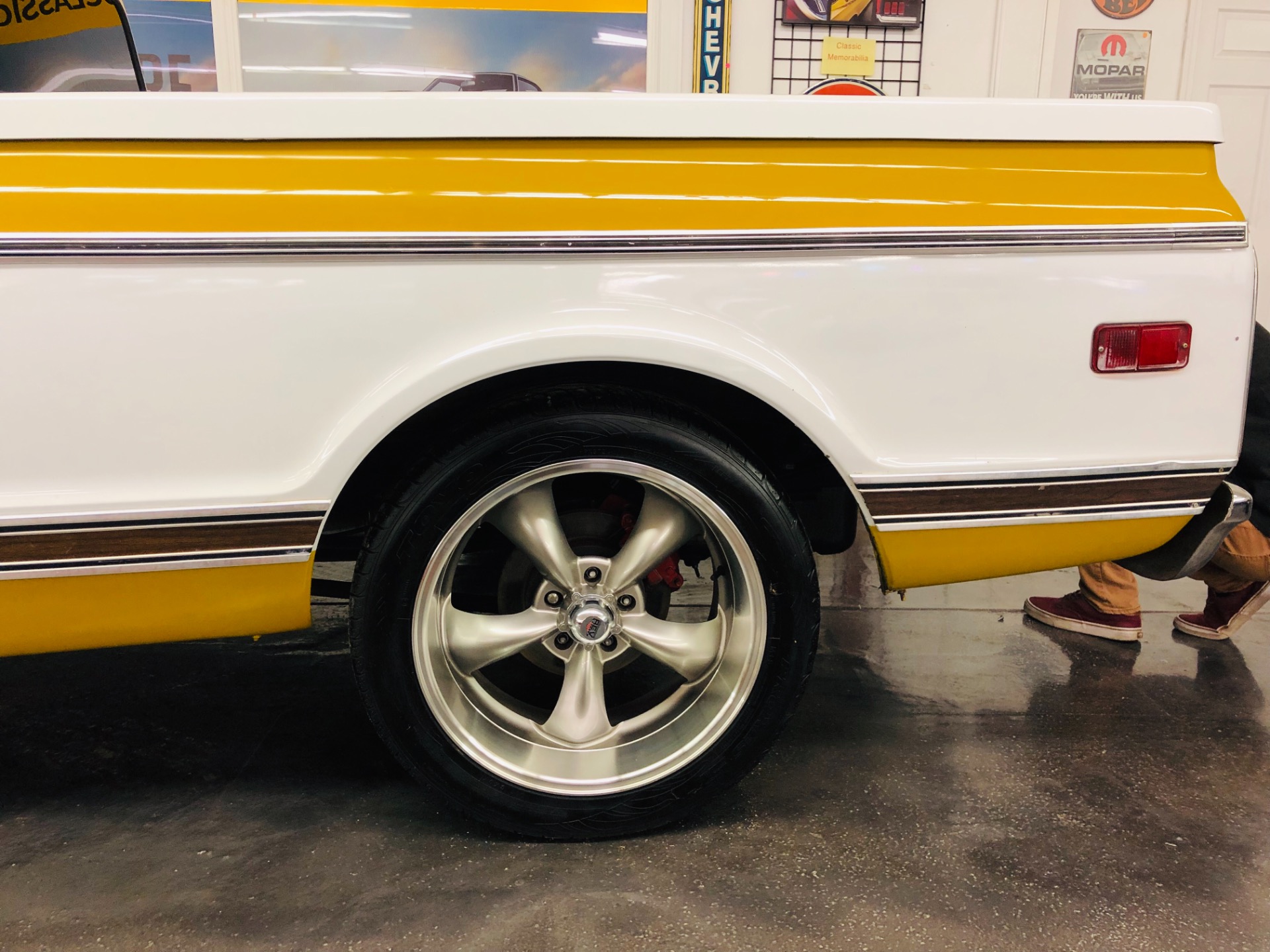 Used 1972 Chevrolet C10 -SHORTBED-CALIFORNIA-BIG BLOCK WITH 5 SPEED-FRAME OFF-VIDEO | Mundelein, IL