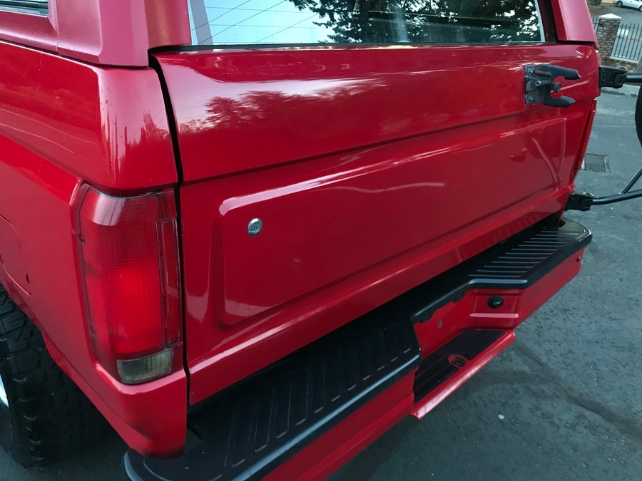 Used 1995 Ford Bronco XLT-CLEAN AUTO CHECK-4X4-LEATHER INTERIOR- | Mundelein, IL