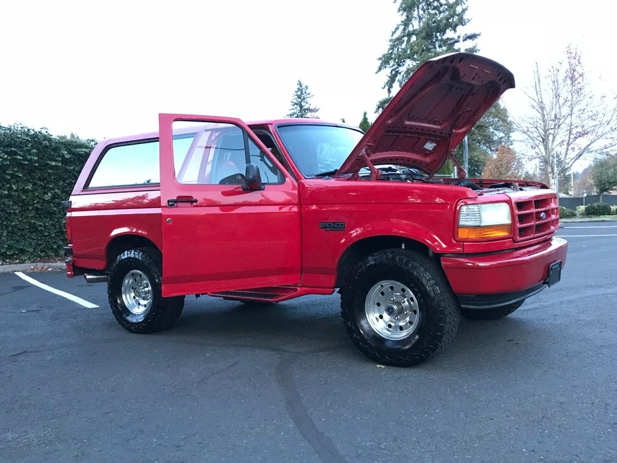 Used 1995 Ford Bronco XLT-CLEAN AUTO CHECK-4X4-LEATHER INTERIOR- | Mundelein, IL