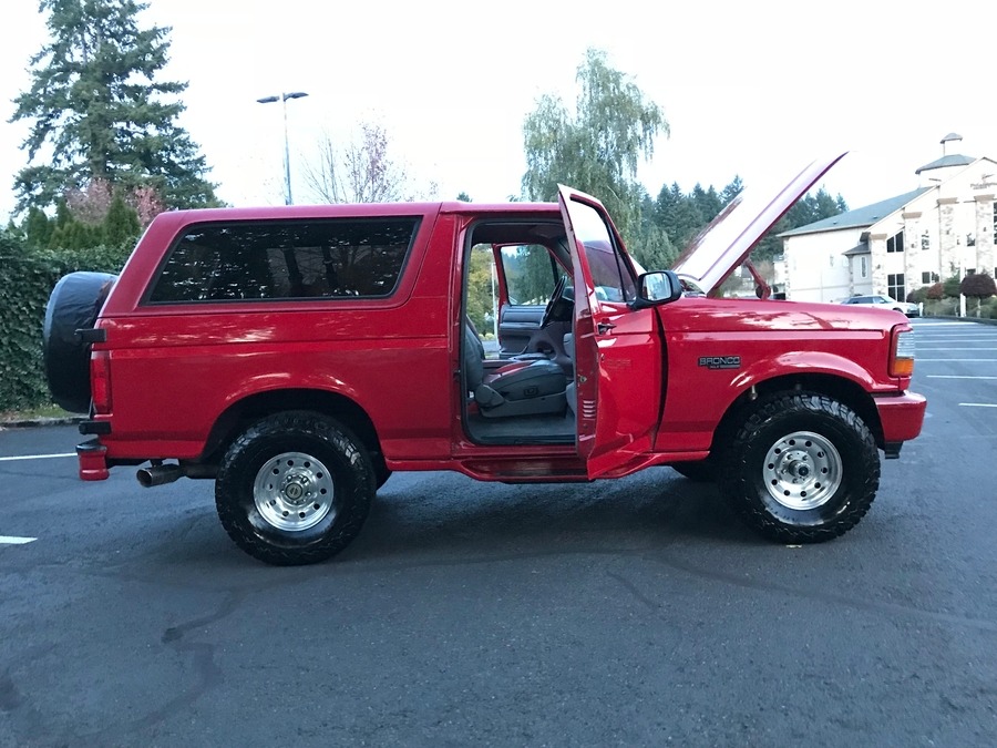 Used 1995 Ford Bronco XLT-CLEAN AUTO CHECK-4X4-LEATHER INTERIOR- | Mundelein, IL