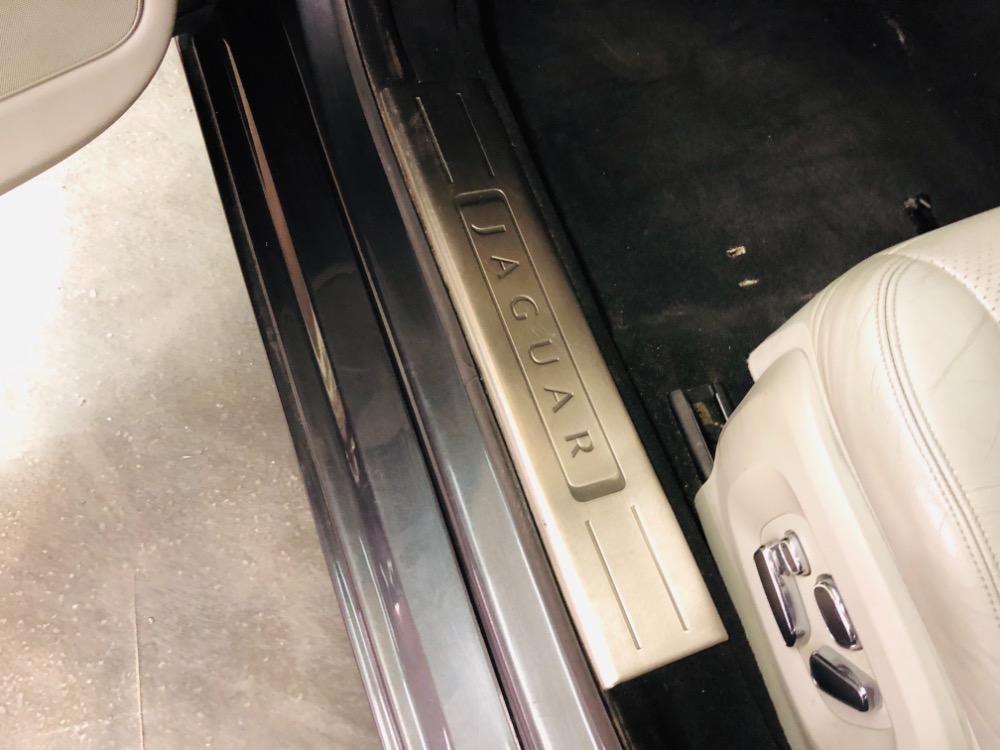 Used 2012 Jaguar XJ -NO HAGGLE BUY IT NOW PRICE-CHECK OUT PRICE-3 OWNER-CLEAN AUTO CHECK-VIDEO- | Mundelein, IL