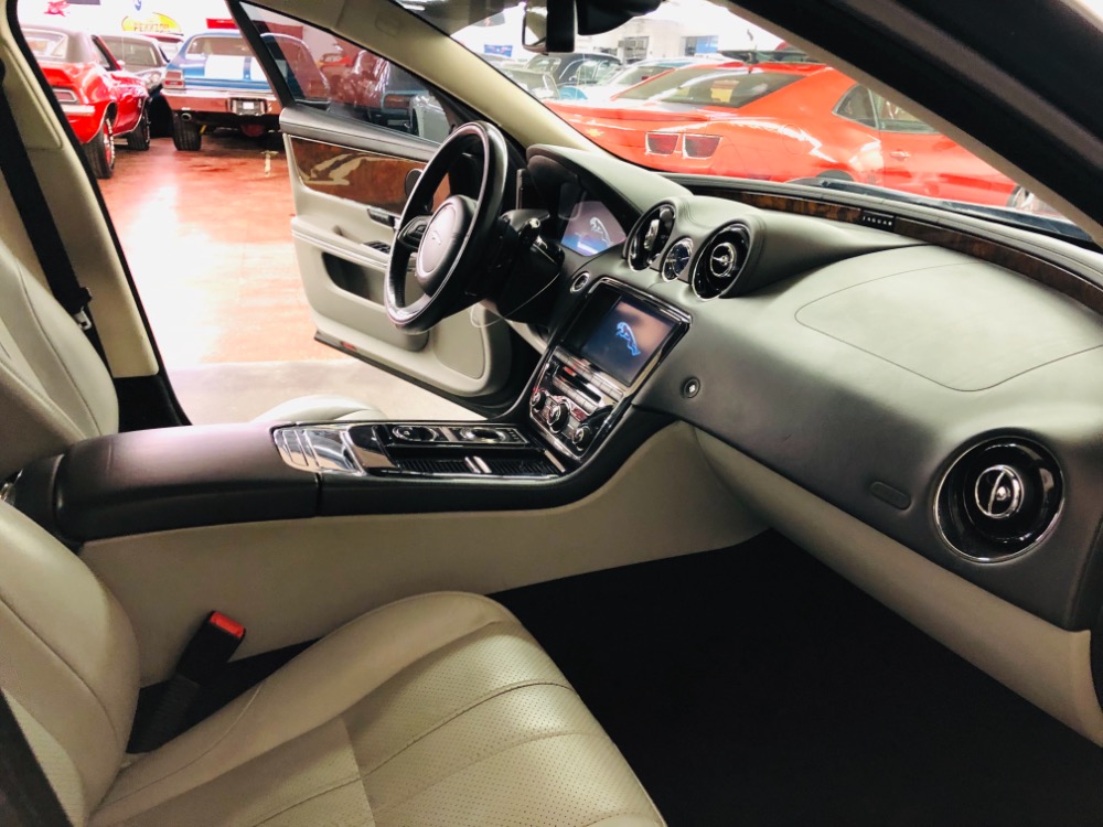Used 2012 Jaguar XJ -NO HAGGLE BUY IT NOW PRICE-CHECK OUT PRICE-3 OWNER-CLEAN AUTO CHECK-VIDEO- | Mundelein, IL