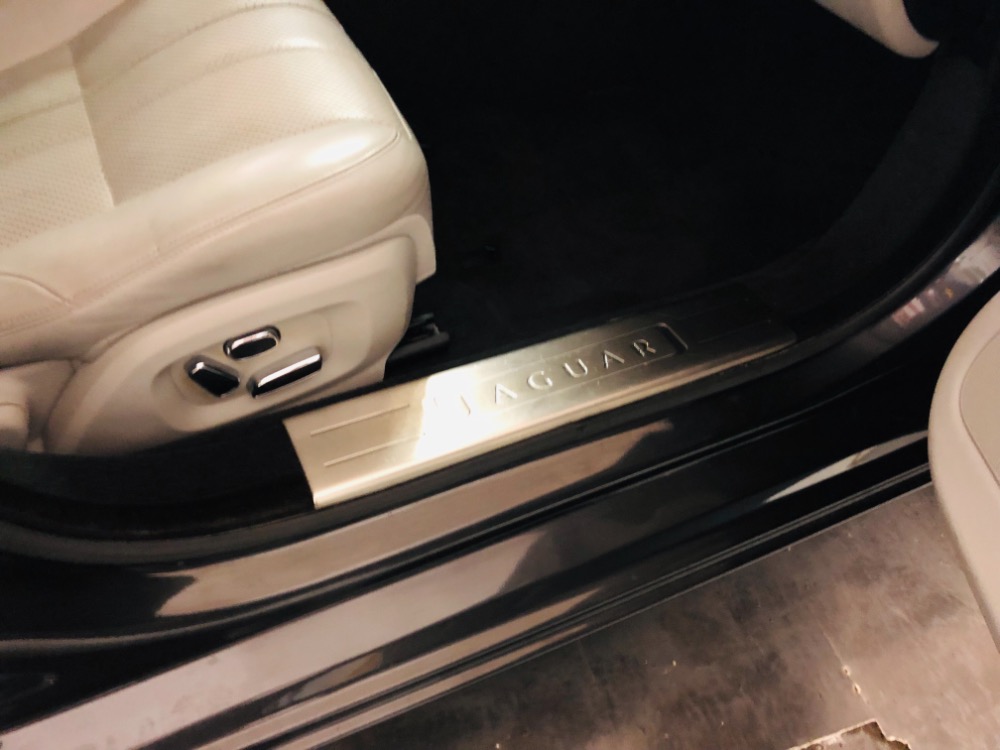 Used 2012 Jaguar XJ -NO HAGGLE BUY IT NOW PRICE-CHECK OUT PRICE-3 OWNER-CLEAN AUTO CHECK-VIDEO- | Mundelein, IL