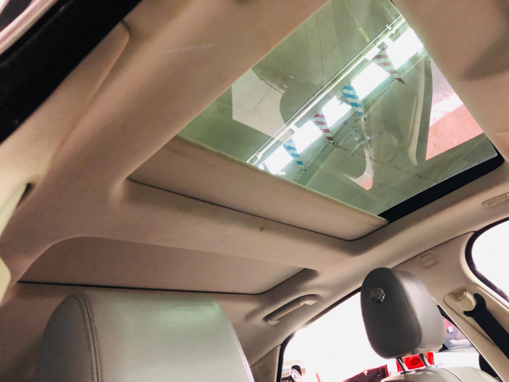 Used 2012 Jaguar XJ -NO HAGGLE BUY IT NOW PRICE-CHECK OUT PRICE-3 OWNER-CLEAN AUTO CHECK-VIDEO- | Mundelein, IL